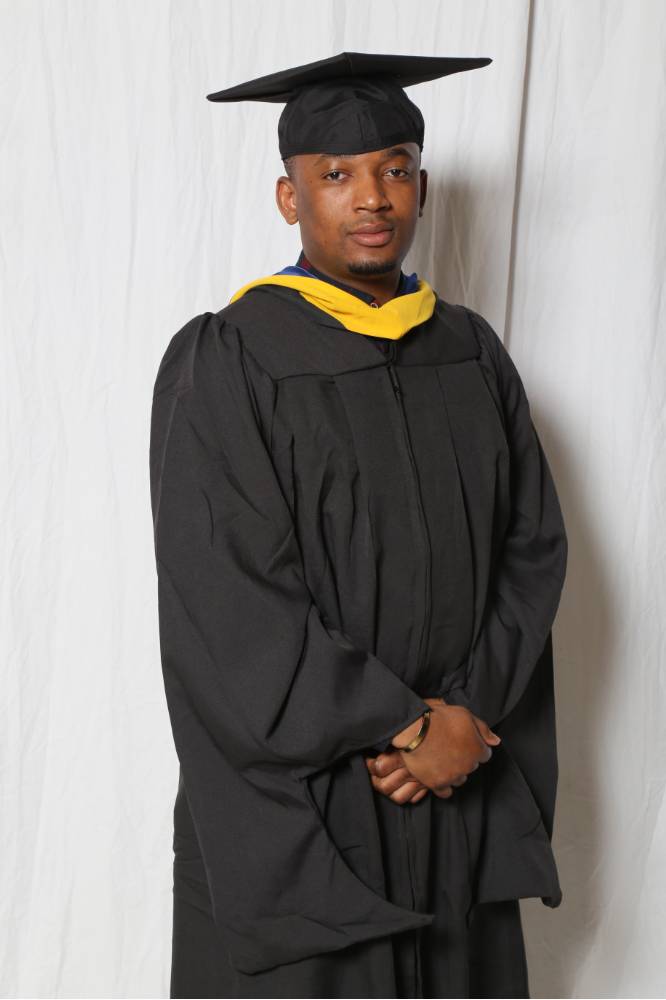 guy graduating 1